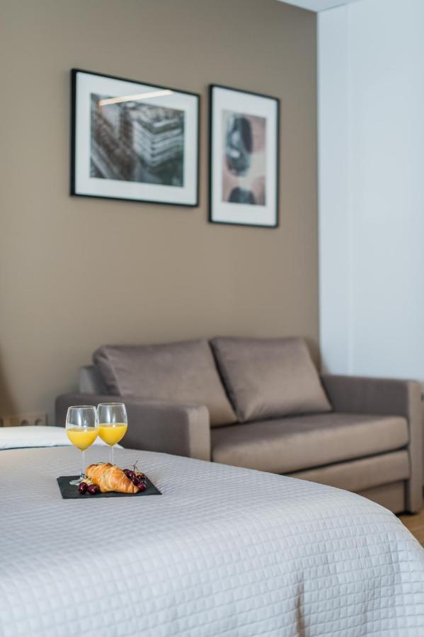 River City Apartments Kaunas Exteriör bild
